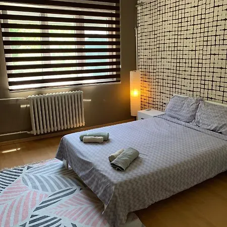 Lungro'S Square Apartment Szkopje Kültér fotó